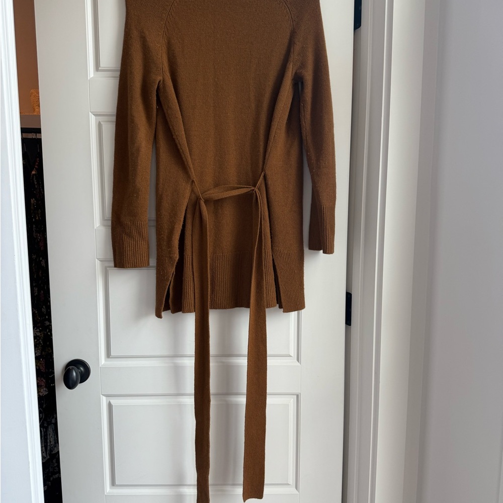 Theory Belted Cashmere Cardigan - Picture 4 of 8
